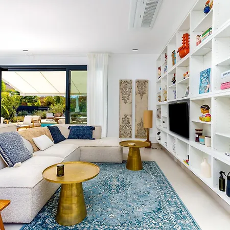 Tavirabliss Signature Villa *